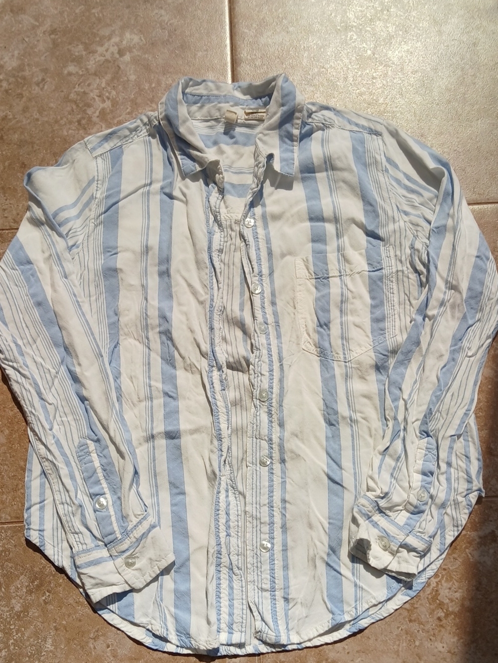 Sky and Sparrow Striped Casual Chambray Button-Down Shirt